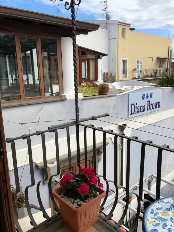 Diana Brown B&B Affittacamere Λίπαρι Εξωτερικό φωτογραφία
