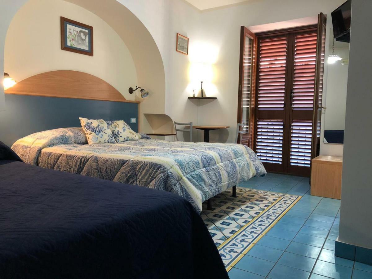 Diana Brown B&B Affittacamere Λίπαρι Εξωτερικό φωτογραφία