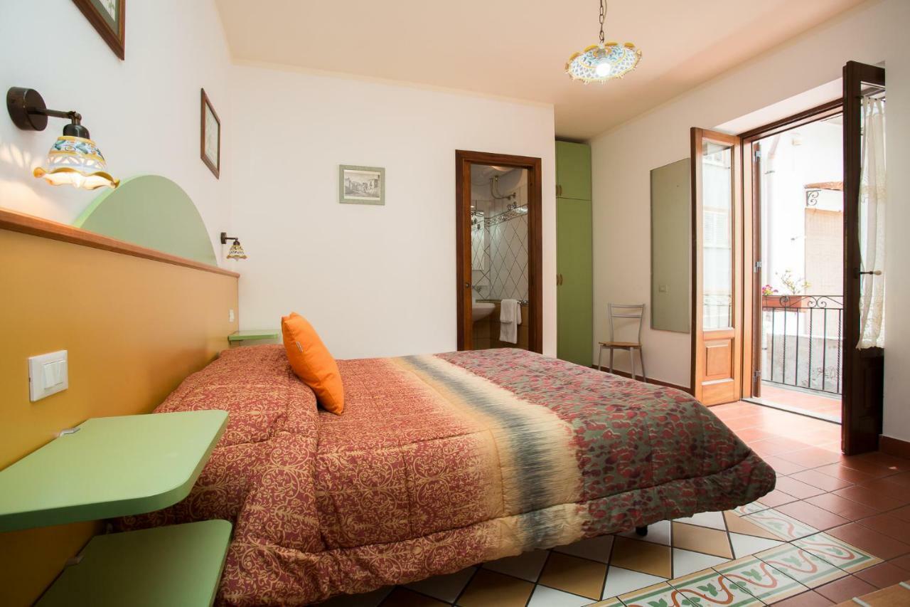 Diana Brown B&B Affittacamere Λίπαρι Εξωτερικό φωτογραφία