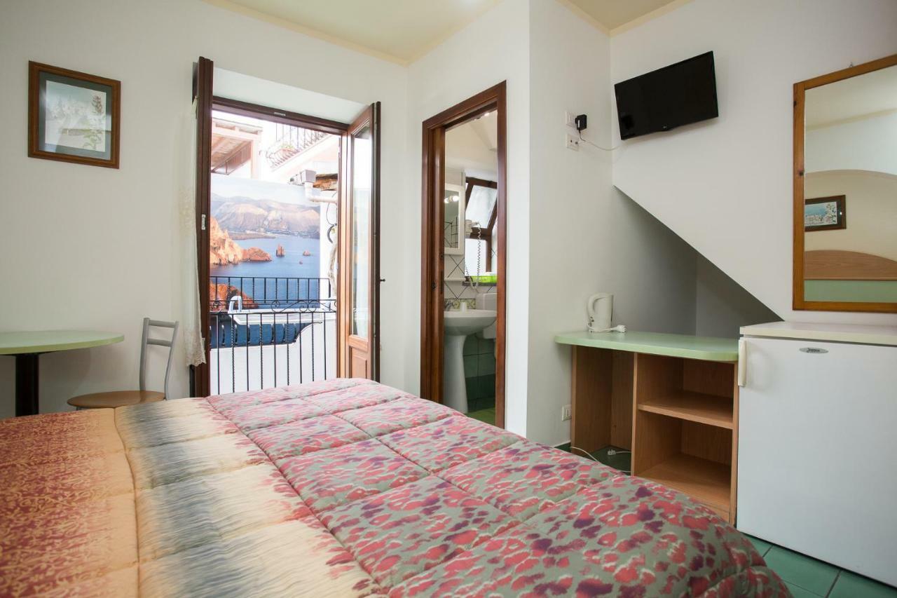 Diana Brown B&B Affittacamere Λίπαρι Εξωτερικό φωτογραφία