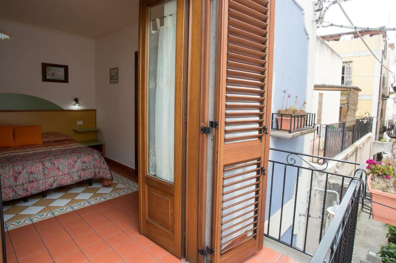 Diana Brown B&B Affittacamere Λίπαρι Εξωτερικό φωτογραφία