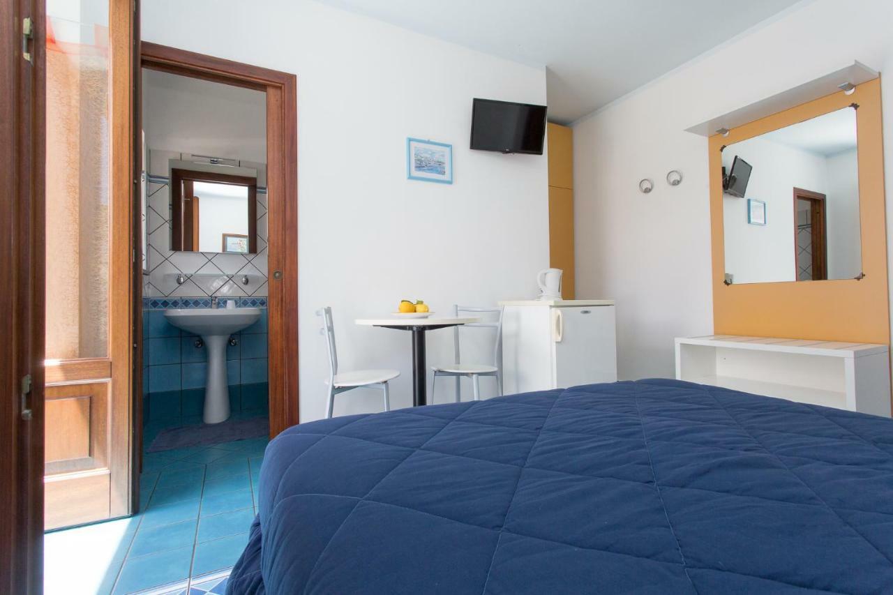 Diana Brown B&B Affittacamere Λίπαρι Εξωτερικό φωτογραφία