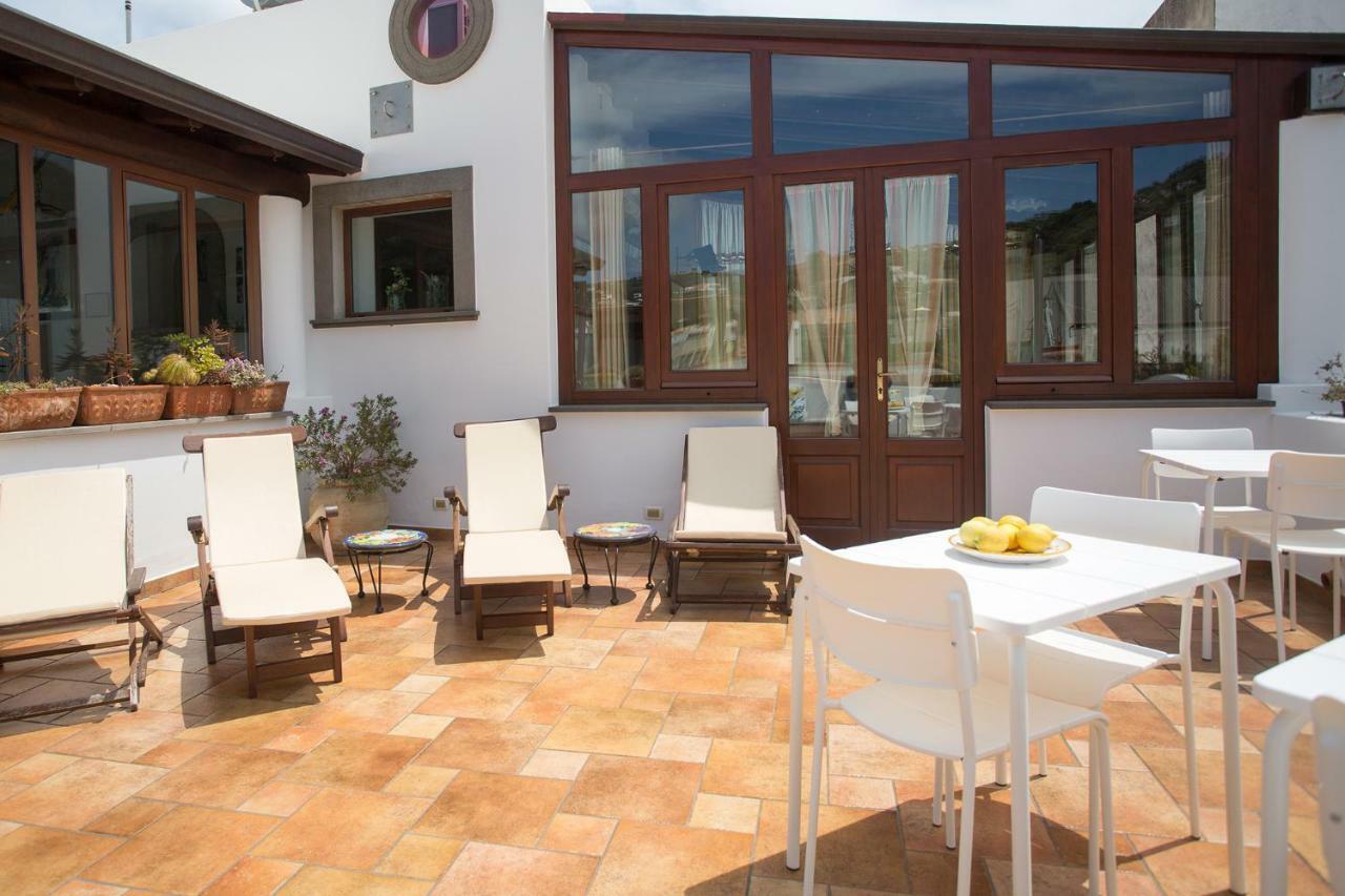 Diana Brown B&B Affittacamere Λίπαρι Εξωτερικό φωτογραφία